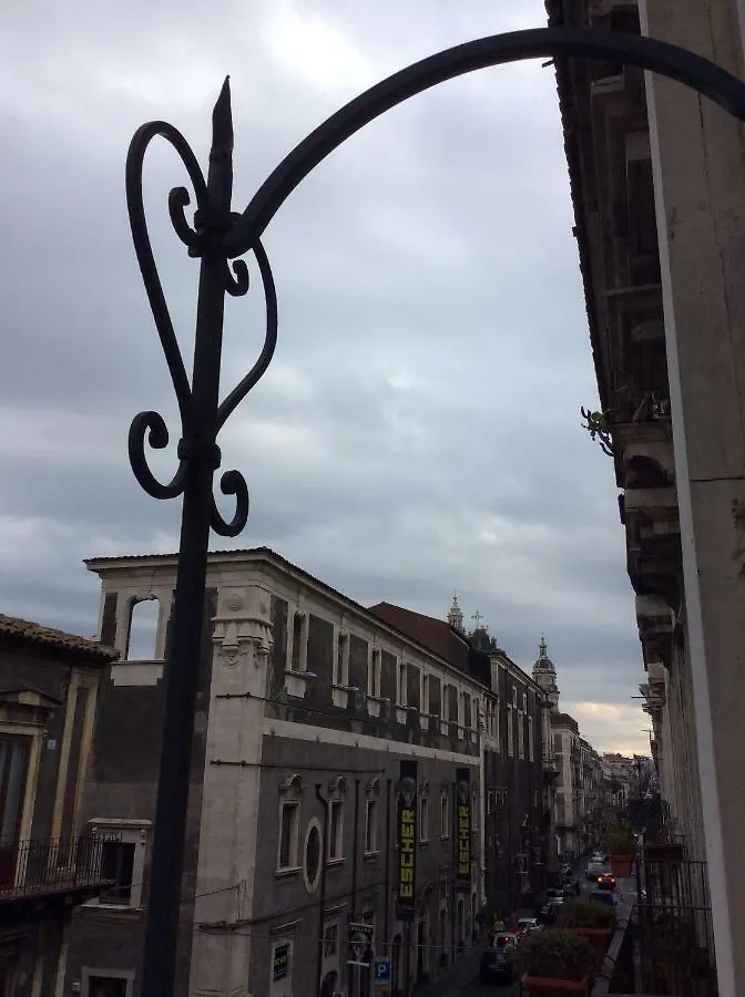 Daire Suite Con Terrazza In Centro Storico Katanya