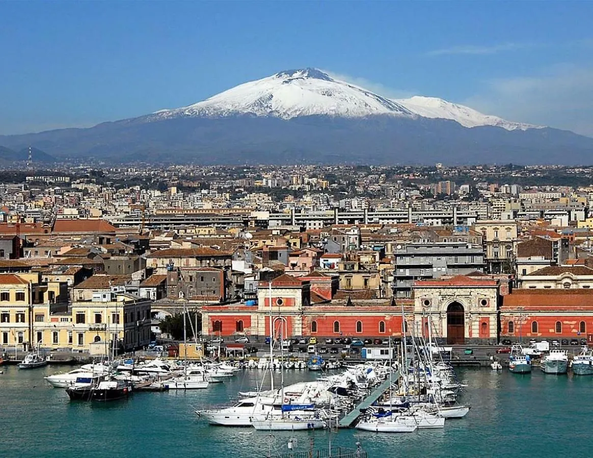 Appartement Suite Con Terrazza In Centro Storico Catane